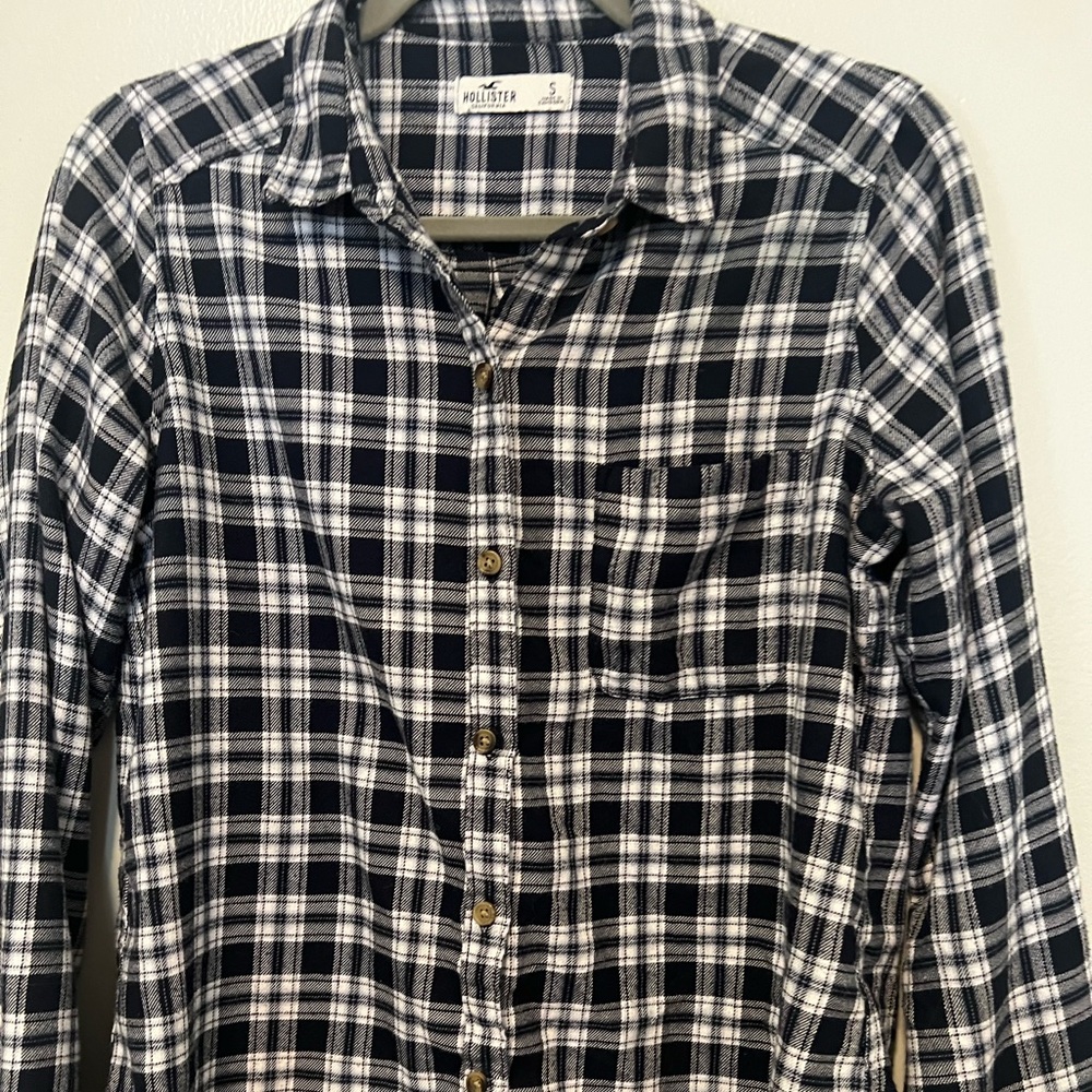 Hollister plaid shirt